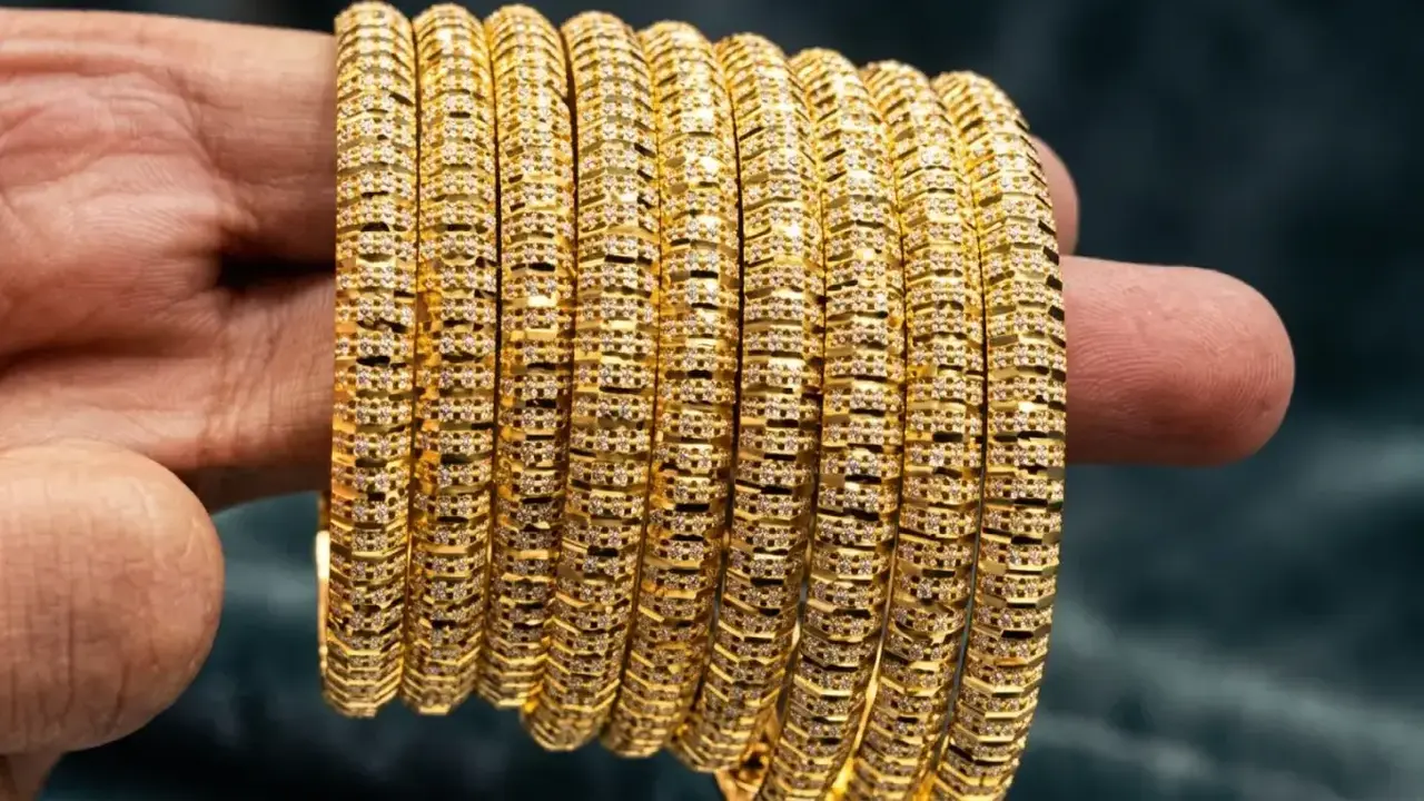 فجوة 300% في سعر الذهب بين صنعاء وعدن خلال يوم واحد!